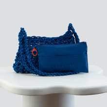 Cargar imagen en el visor de la galería, Boulder Bag — Solid Blue
